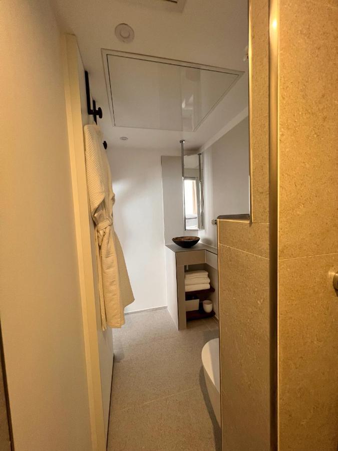 Tamarin & Capucin Suite Balneo Aubagne Eksteriør bilde